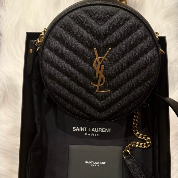 NEW, AUTHENTIC YVES SAINT LAURENT YSL Round Purse, Chain And Leather Strap - Picture 2 of 15